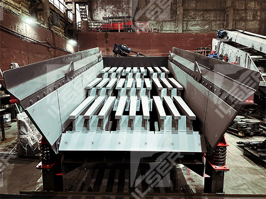 Грохот самобалансный ГКС-1636-1